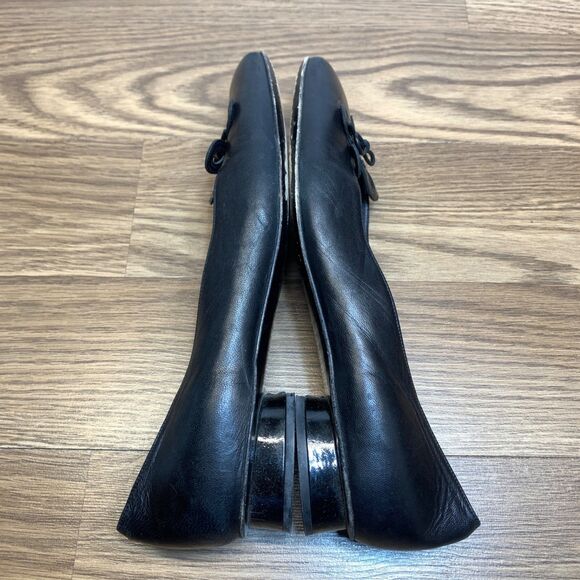 Stuart Weitzman Black Cutout Flower Leather Flats Slip On Womens Size 10 M - Picture 2 of 11